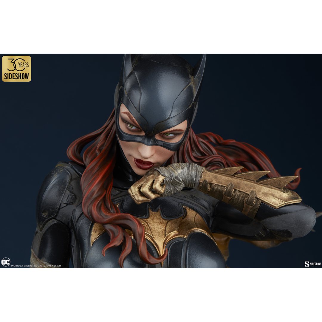Batgirl Premium Format™ Statue by Sideshow Collectibles -Sideshow Collectibles - India - www.superherotoystore.com
