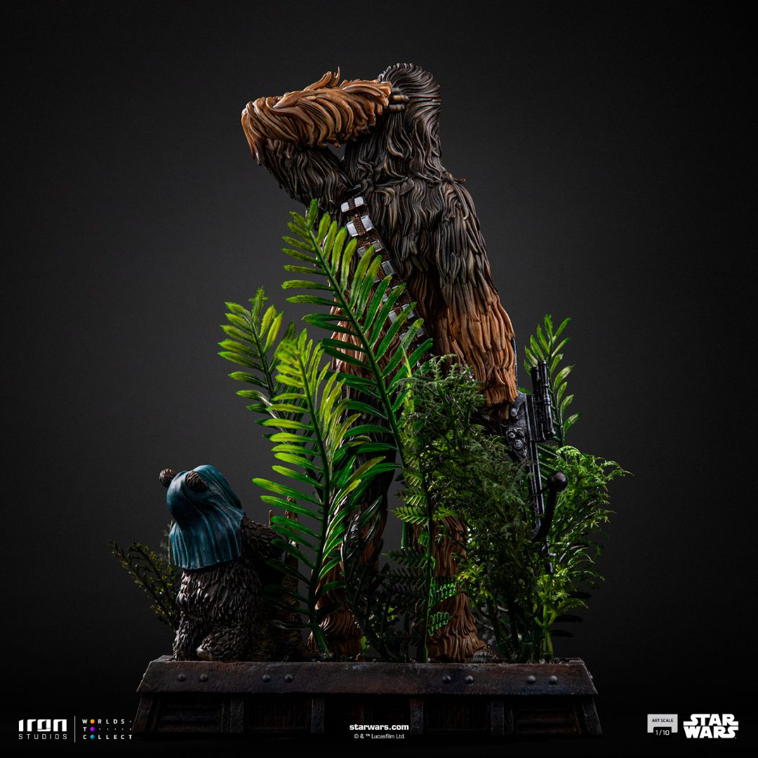 Star Wars Chewbacca And Tokkat Art Statue By Iron Studios