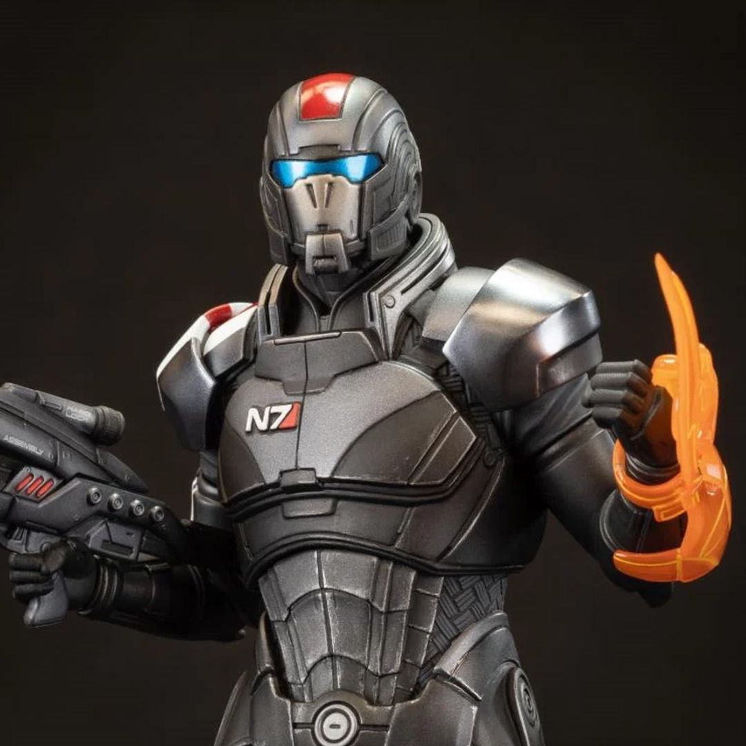 Mass Effect Commander John Shepard 9-Inch Statue By Dark Horse Comics -Dark Horse - India - www.superherotoystore.com