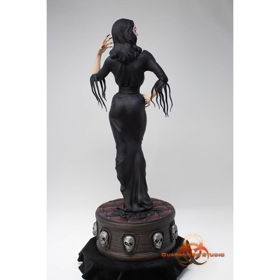Vampira Statue By Sideshow Collectibles -Sideshow Collectibles - India - www.superherotoystore.com
