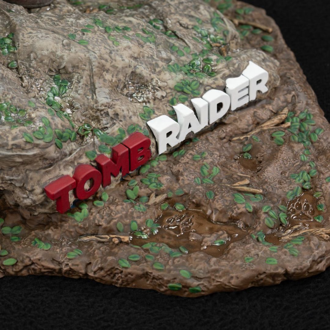 Tomb Raider Lara Croft Survivor Era Pvc Statue By Dark Horse Comics -Dark Horse - India - www.superherotoystore.com