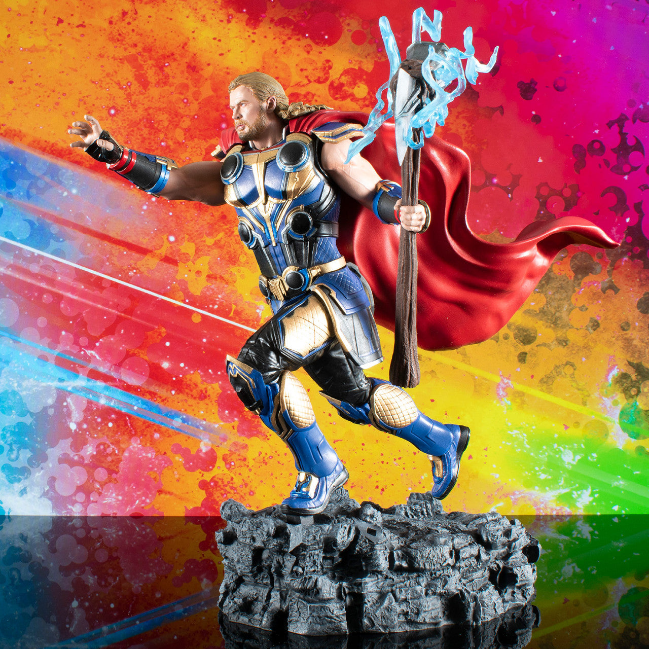 Marvel Gallery Thor: Love and Thunder Thor Deluxe Statue by Diamond Gallery -Diamond Gallery - India - www.superherotoystore.com