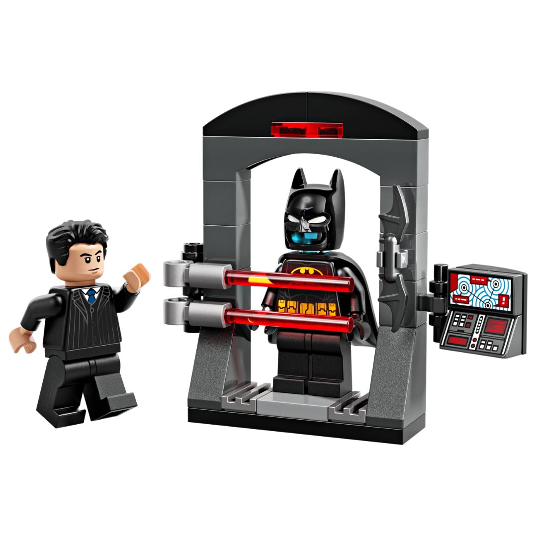 Batman: Bruce Wayne And The Batsuit By Lego