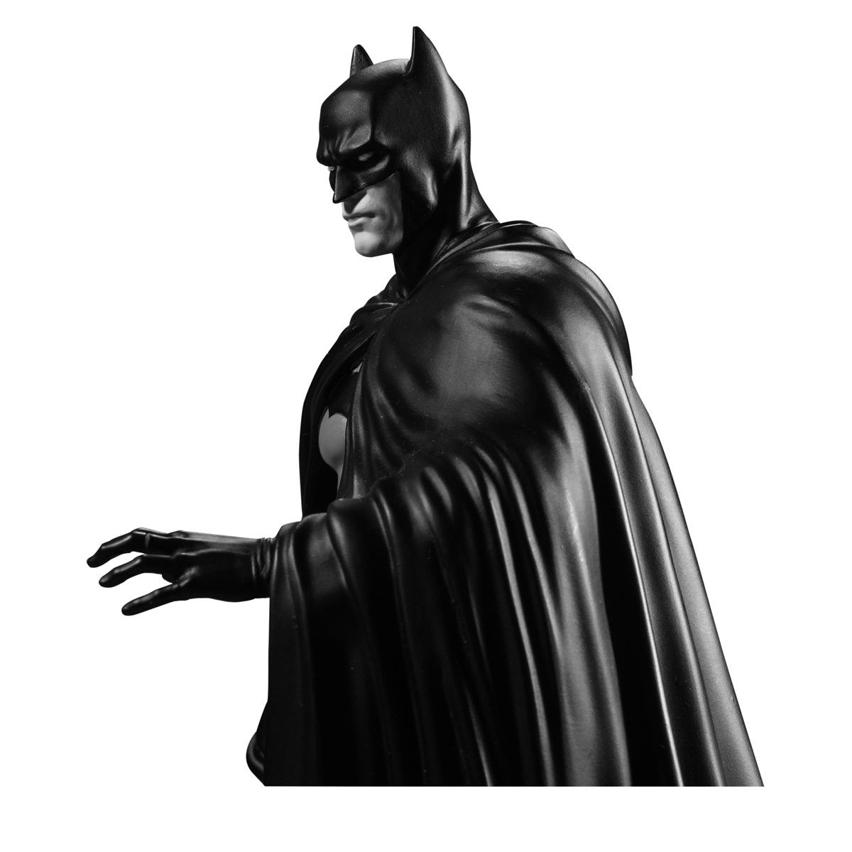 Batman Black and White by Lee Weeks Resin 1:10 Scale Statue by McFarlane Toys -McFarlane Toys - India - www.superherotoystore.com