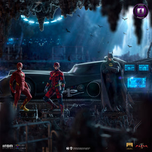 The Flash Movie Batmobile Art Scale by Iron Studios -Iron Studios - India - www.superherotoystore.com