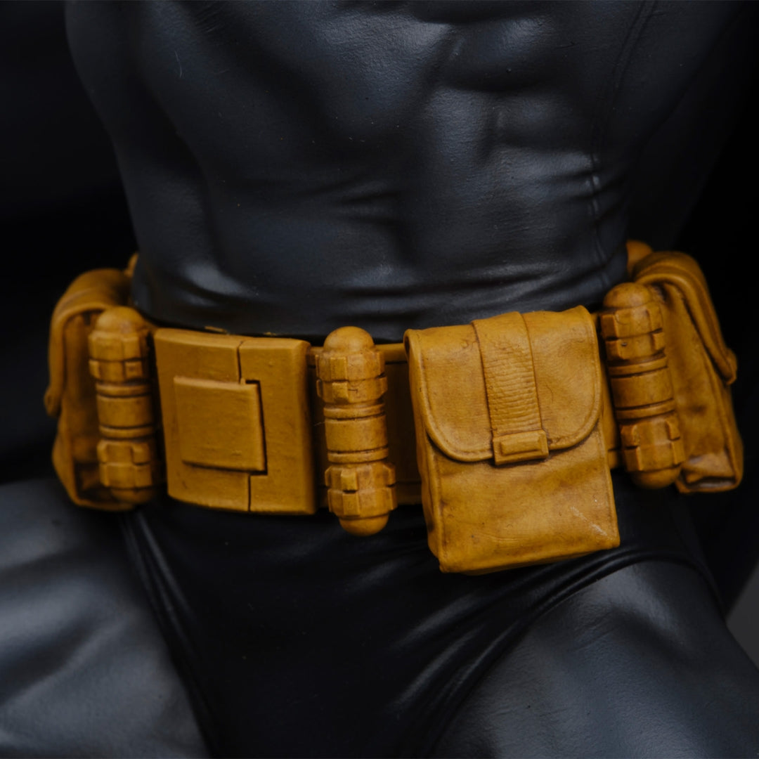 Batman™ (Black and Gray Edition) Sixth Scale Maquette by Tweeterhead -Tweeterhead - India - www.superherotoystore.com