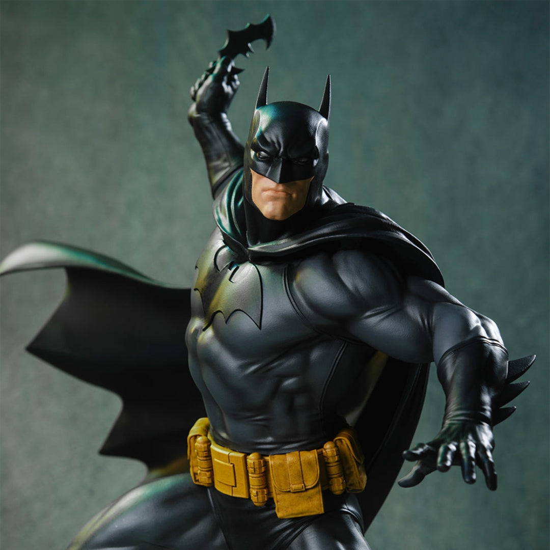 Batman™ (Black and Gray Edition) Sixth Scale Maquette by Tweeterhead -Tweeterhead - India - www.superherotoystore.com