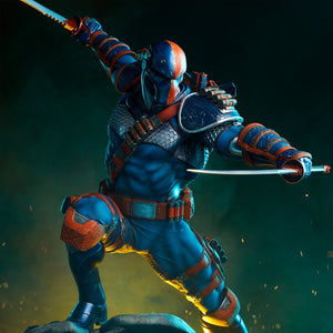 Deathstroke Premium Format™ Figure by Sideshow Collectibles -Sideshow Collectibles - India - www.superherotoystore.com