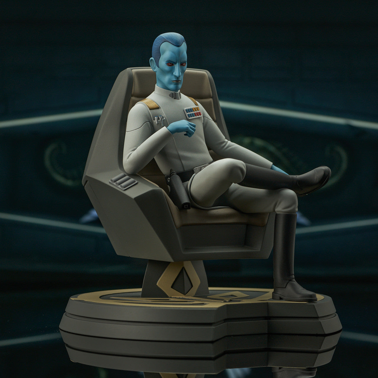 Star Wars Rebels Thrawn on Throne Premier Collection 1:7 Scale Statue by Gentle Giant Studios -Gentle Giant Studios - India - www.superherotoystore.com