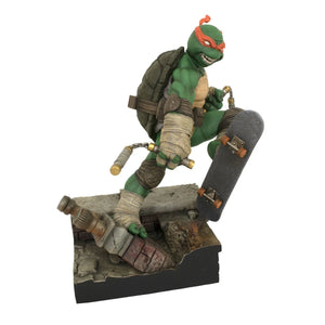 Teenage Mutant Ninja Turtles Gallery Michelangelo Statue by Diamond Select Toys -Diamond Gallery - India - www.superherotoystore.com