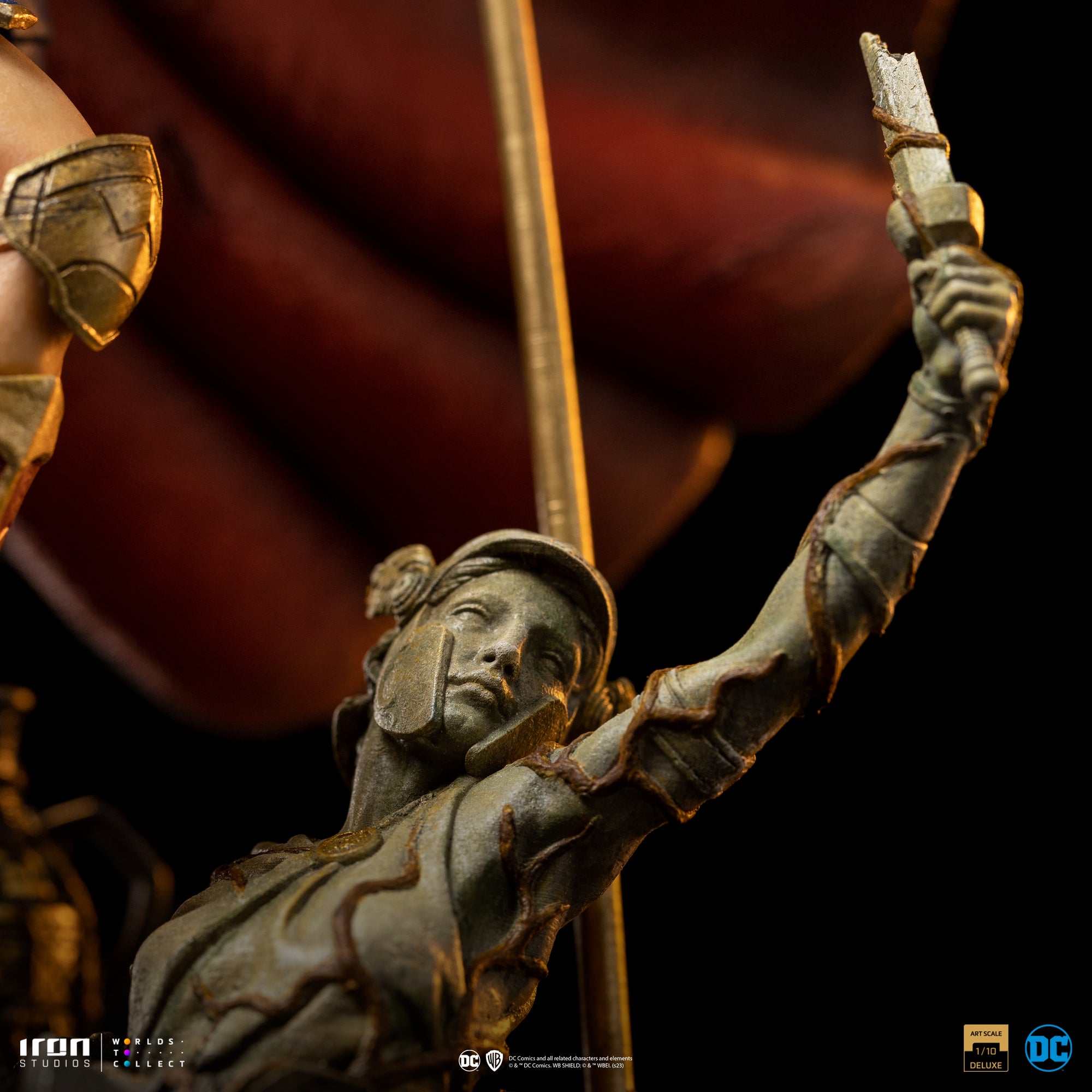 Wonder Woman Unleashed BDS Art Statue by Iron Studios -Iron Studios - India - www.superherotoystore.com