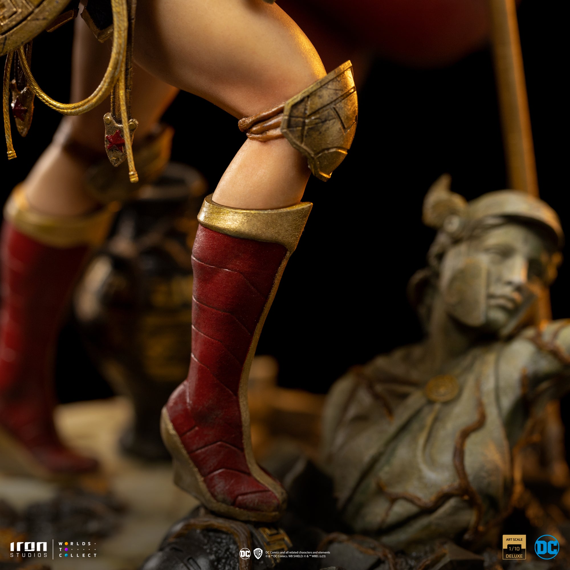 Wonder Woman Unleashed BDS Art Statue by Iron Studios -Iron Studios - India - www.superherotoystore.com