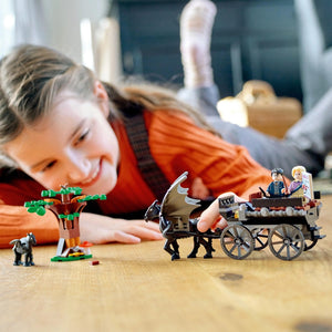 Hogwarts™ Carriage and Thestrals by LEGO -Lego - India - www.superherotoystore.com