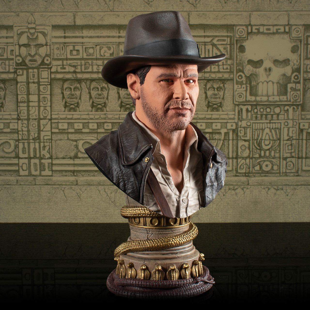 Indiana Jones Raiders of the Lost Ark Legends in 3D Indiana Jones 1:2 Scale Bust by Diamond Gallery -Diamond Gallery - India - www.superherotoystore.com