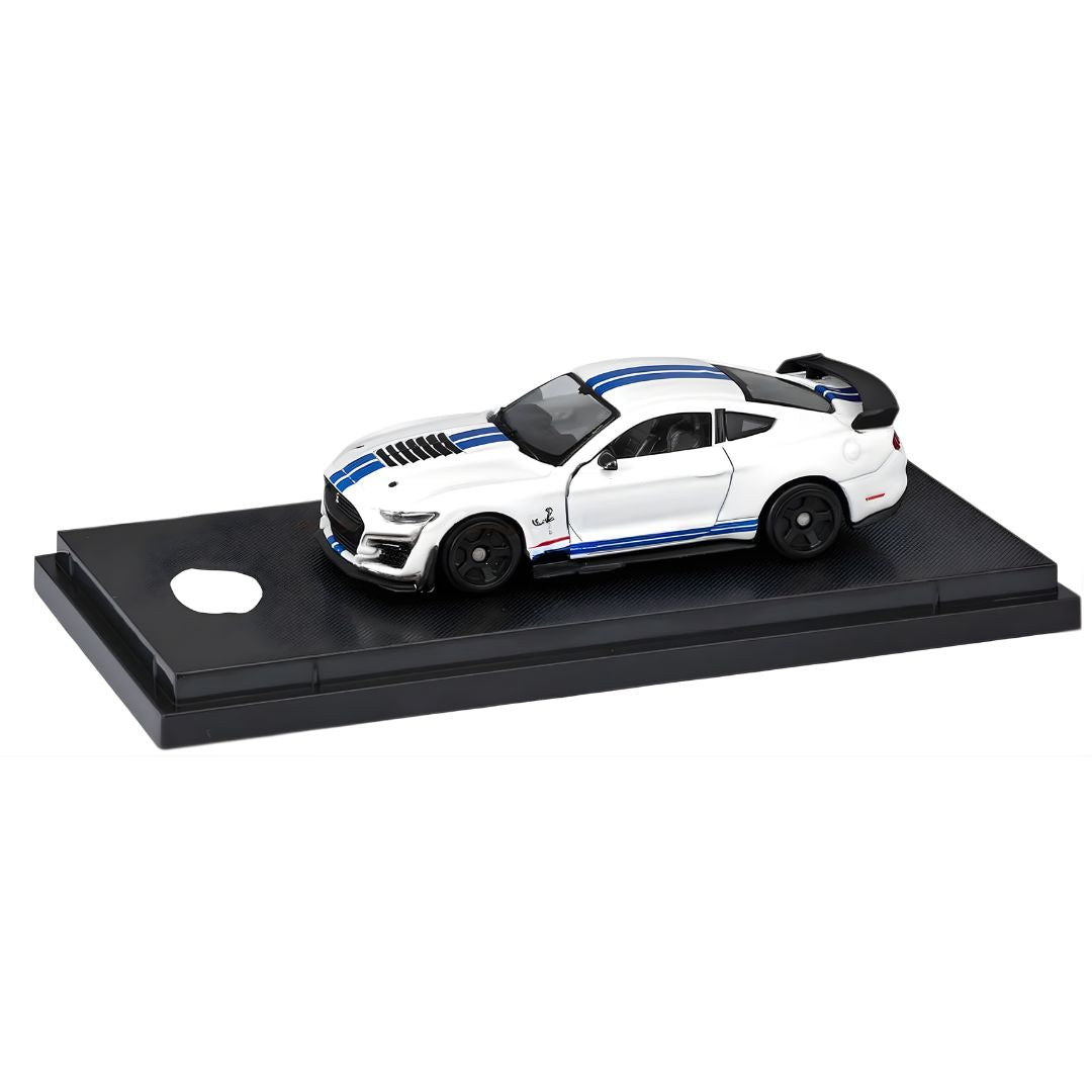 White 2020 Mustang Shelby GT500 (Hard Case) 1:64 Scale Die-Cast car By Bburago