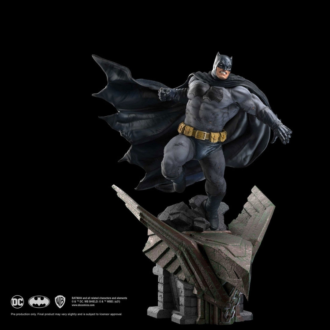 DC Comics Batman The Dark Knight Returns 1/6th Scale Figure by XM Studios -XM Studios - India - www.superherotoystore.com