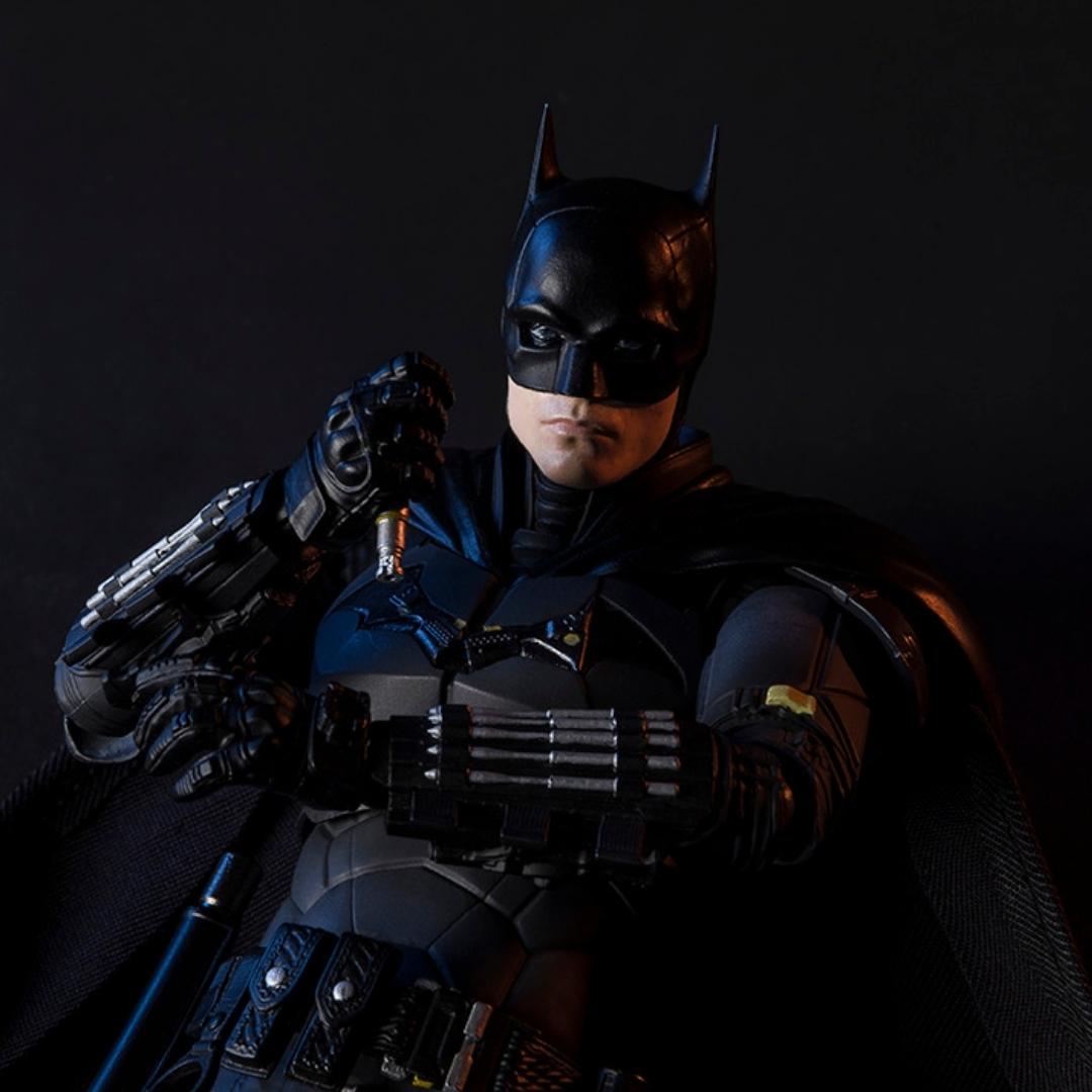 Batman Collectible SH Figuarts Action Figure by Bandai -Tamashii Nations - India - www.superherotoystore.com