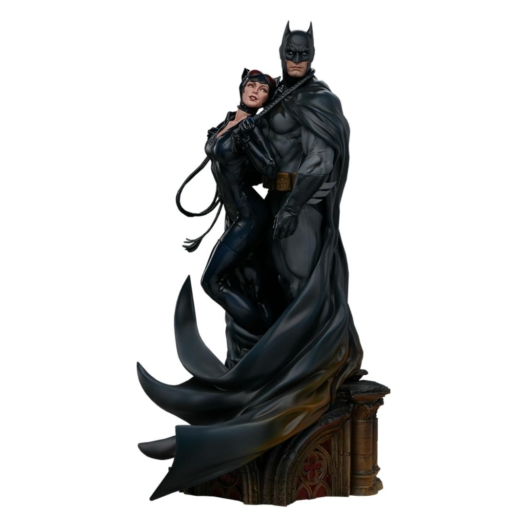 Batman and Catwoman DC Comics Diorama Statue by Sideshow Collectibles