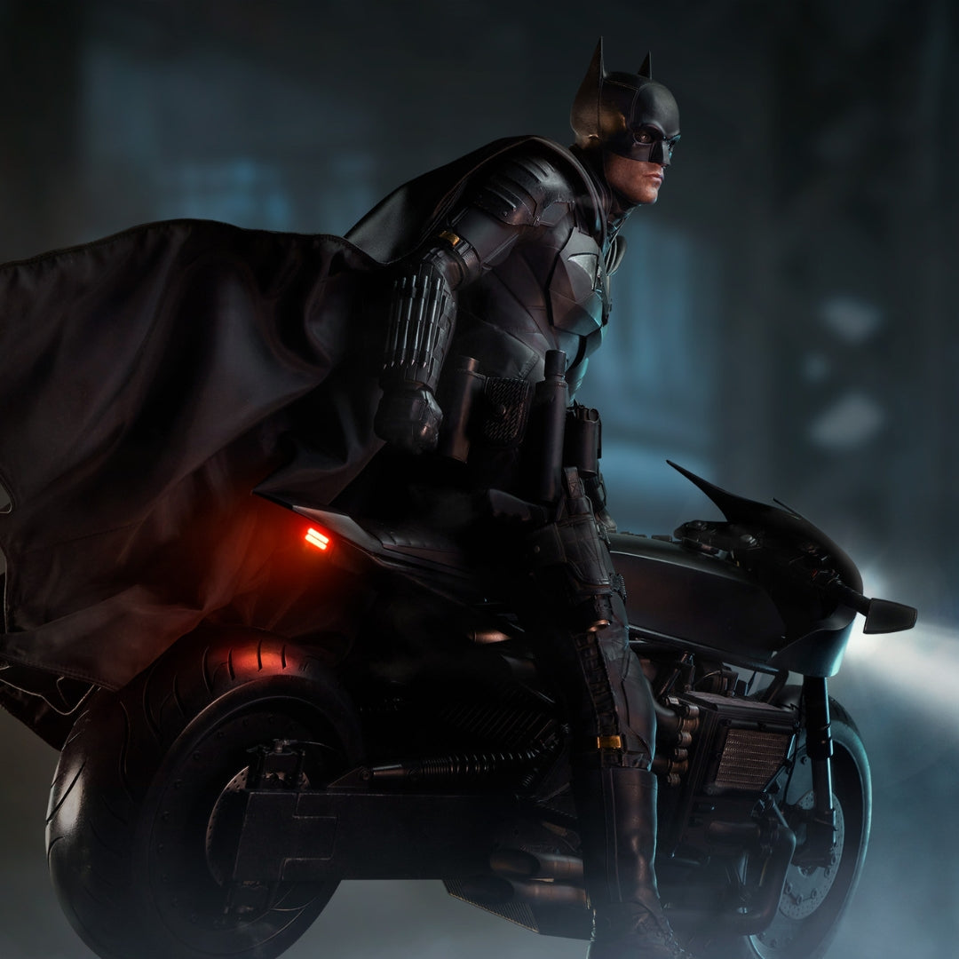 The Batman Premium Format™ Figure by Sideshow Collectibles -Sideshow Collectibles - India - www.superherotoystore.com