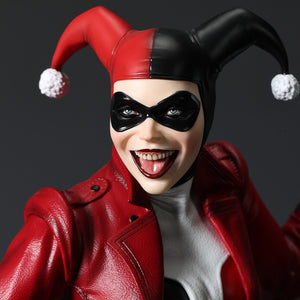 DC Harley Quinn (Batman: White Knight) 1:4 Scale by XM Studios -XM Studios - India - www.superherotoystore.com
