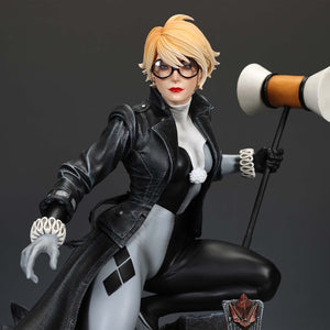 DC Harley Quinn (Batman: White Knight) 1:4 Scale Stealth Version by XM Studios -XM Studios - India - www.superherotoystore.com