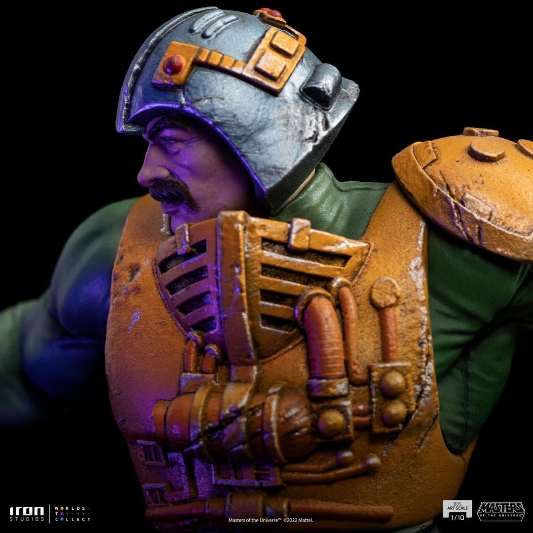 Man-At-Arms Masters of the Universe Statue by Iron Studios -Iron Studios - India - www.superherotoystore.com