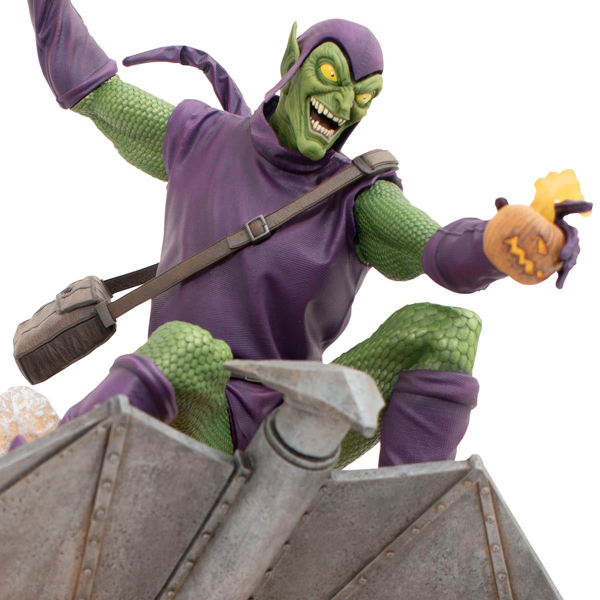 Marvel Comic Gallery Green Goblin Deluxe Statue by Diamond Diamond Gallery -Diamond Gallery - India - www.superherotoystore.com