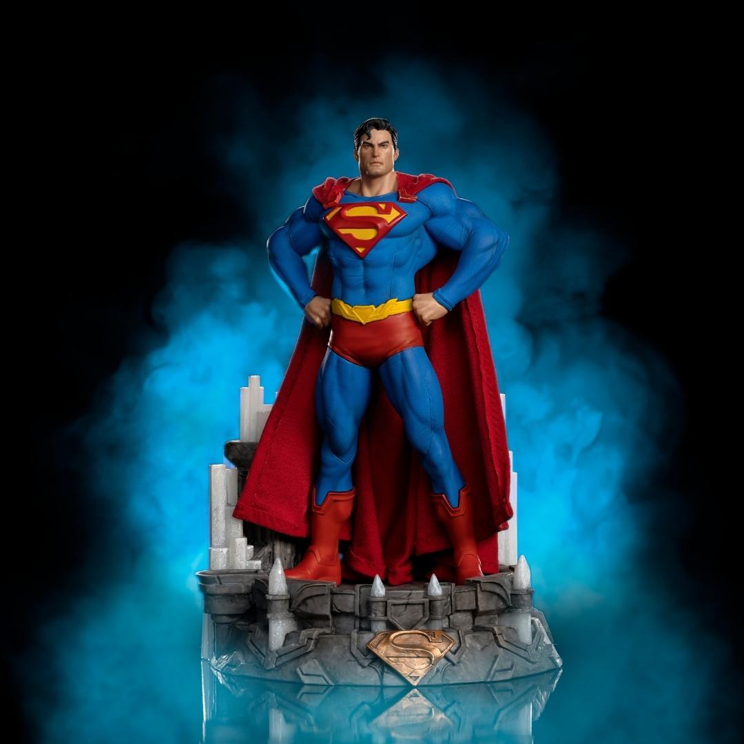 Superman Unleashed Deluxe DC Comics Art Statue by Iron Studios -Iron Studios - India - www.superherotoystore.com
