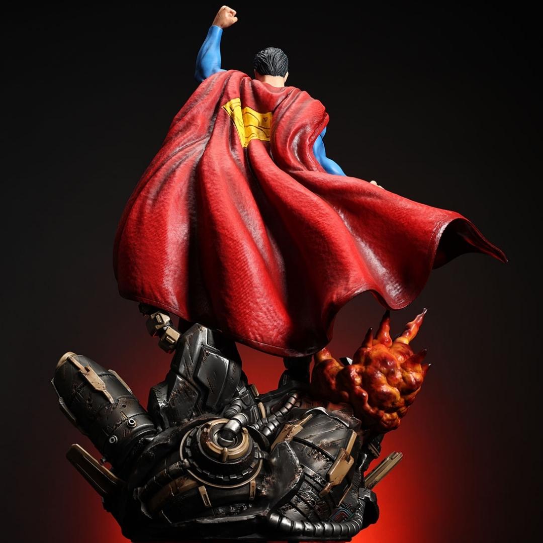 Superman Classic 1/6 Scale Statue by XM Studios -XM Studios - India - www.superherotoystore.com