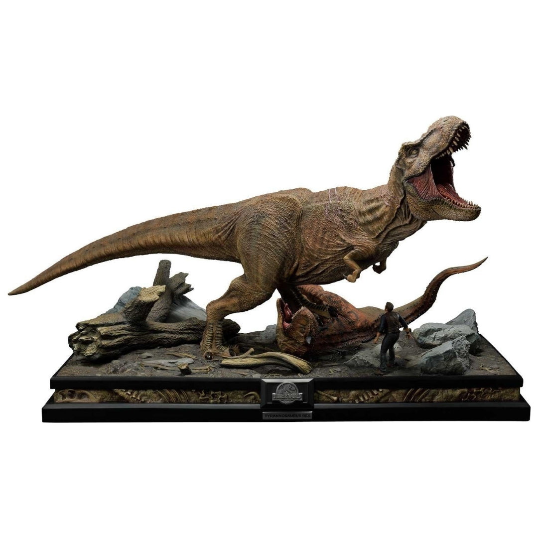 Jurassic World Fallen Kingdom: T-Rex &amp; Carnotaurus Standard Edition Figure by Prime1 Studios -Prime 1 Studio - India - www.superherotoystore.com